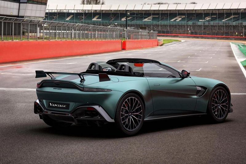 Представлен Aston Martin Vantage F1 Edition