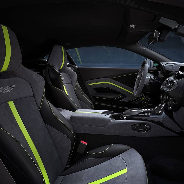 Представлен Aston Martin Vantage F1 Edition