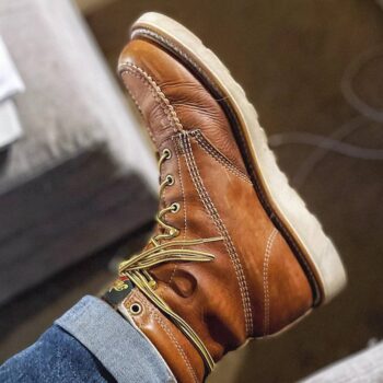 Ботинки Red Wing Heritage против ботинок Thorogood