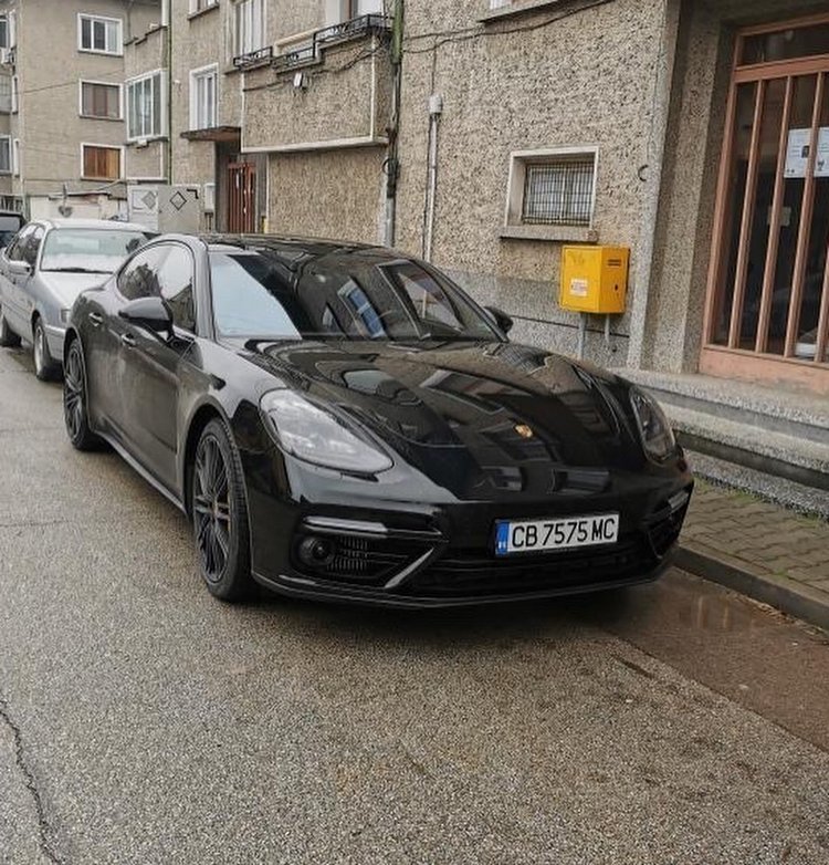 Производительность с эксклюзивностью: новый Porsche Panamera