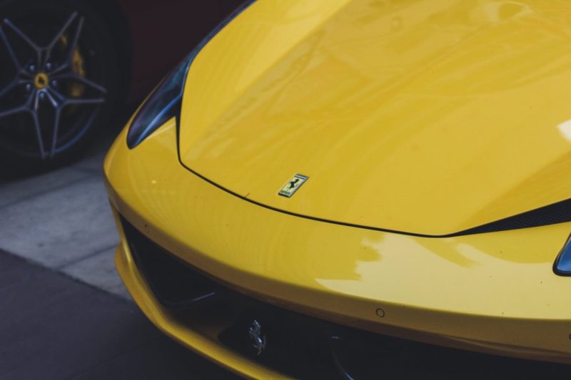 Родстер Ferrari 488 Pista Spider оказался на 100 кг тяжелее купе