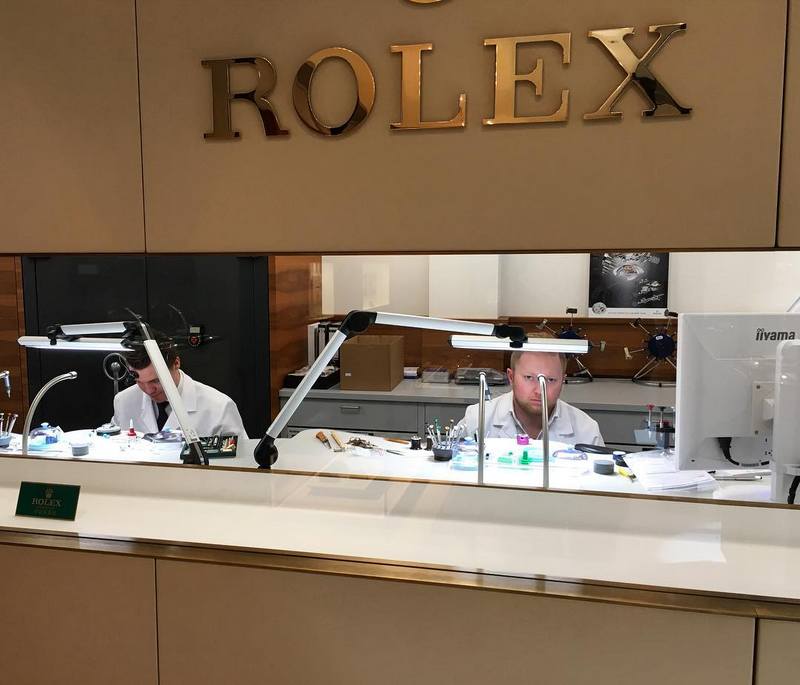 Rolex официально заявил о дефиците своих часов