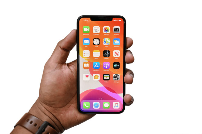 Эти модели iPhone лучше не покупать. Эксперты предупредили россиян об опасности