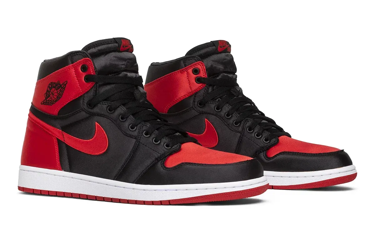 Air Jordan 1 Satin Bred — одни из самых обожаемых кроссовок, которые наконец-то вернулись