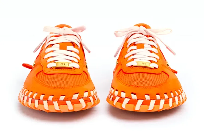 Nike J Force 1 Low Bright Mandarin — это детище Jacquemus в турбо-режиме