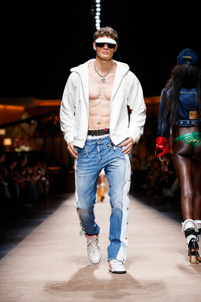 Dsquared2