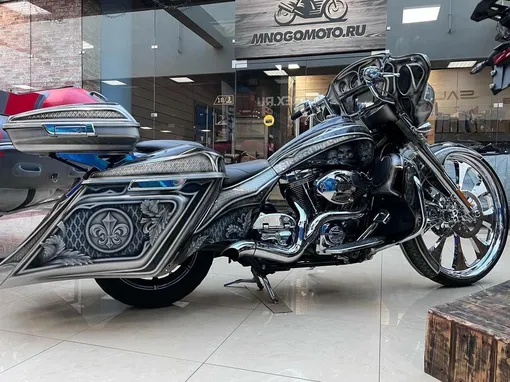 Harley-Davidson Road Glide, 4 200 000 руб.